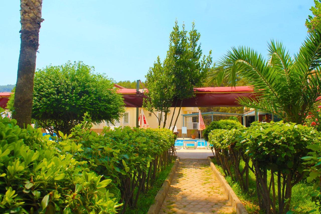 Carmina Hotel Ovacik  Ngoại thất bức ảnh